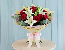 Букет цветов из:  Лилии и Розы в Темникове