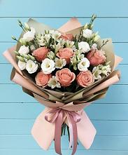 Букет цветов из:  Розы, Альстромерии и Лизиантусы #REPLACE_PRED# Темникове