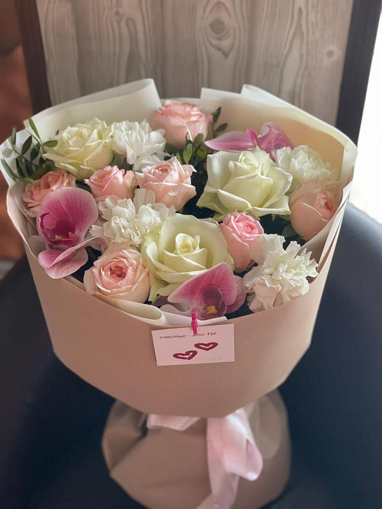 Букет цветов из: Орхидеи, Розы и Гвоздики в Темникове