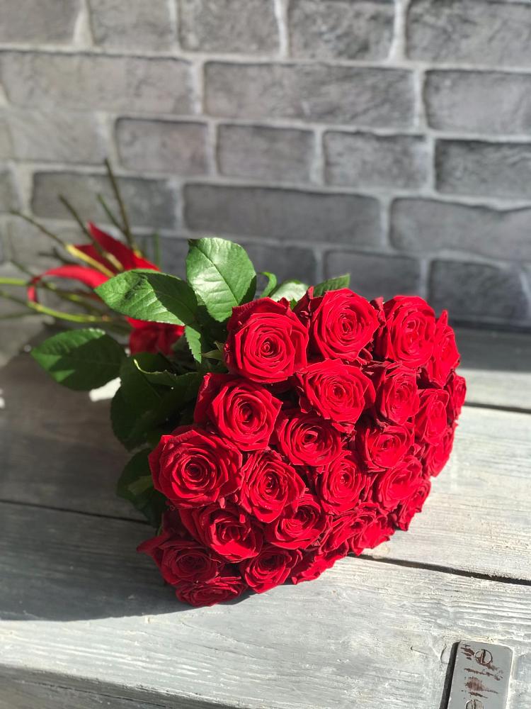 Букет Красные розы Фридом в Темникове