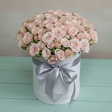 Цветочная композиция из Розы в шляпной коробке в Темникове