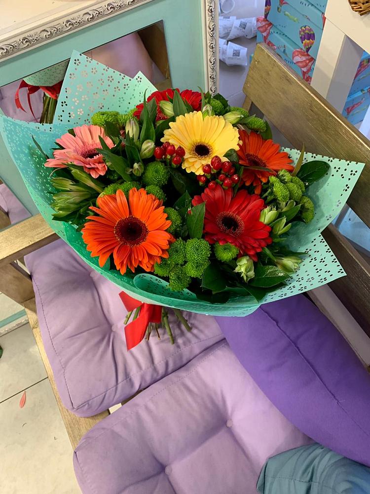 Букет цветов из: Герберы, Хризантемы и Альстромерии в Темникове