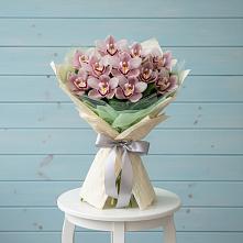 Букет цветов из:  Орхидеи и Розы #REPLACE_PRED# Темникове