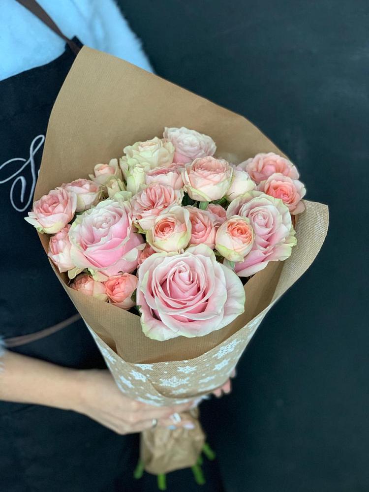 Букет цветов из: Хризантемы и Розы в Темникове