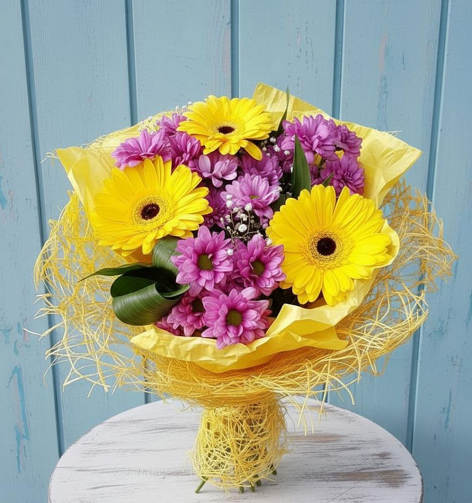Букет цветов из: Хризантемы и Герберы в Темникове