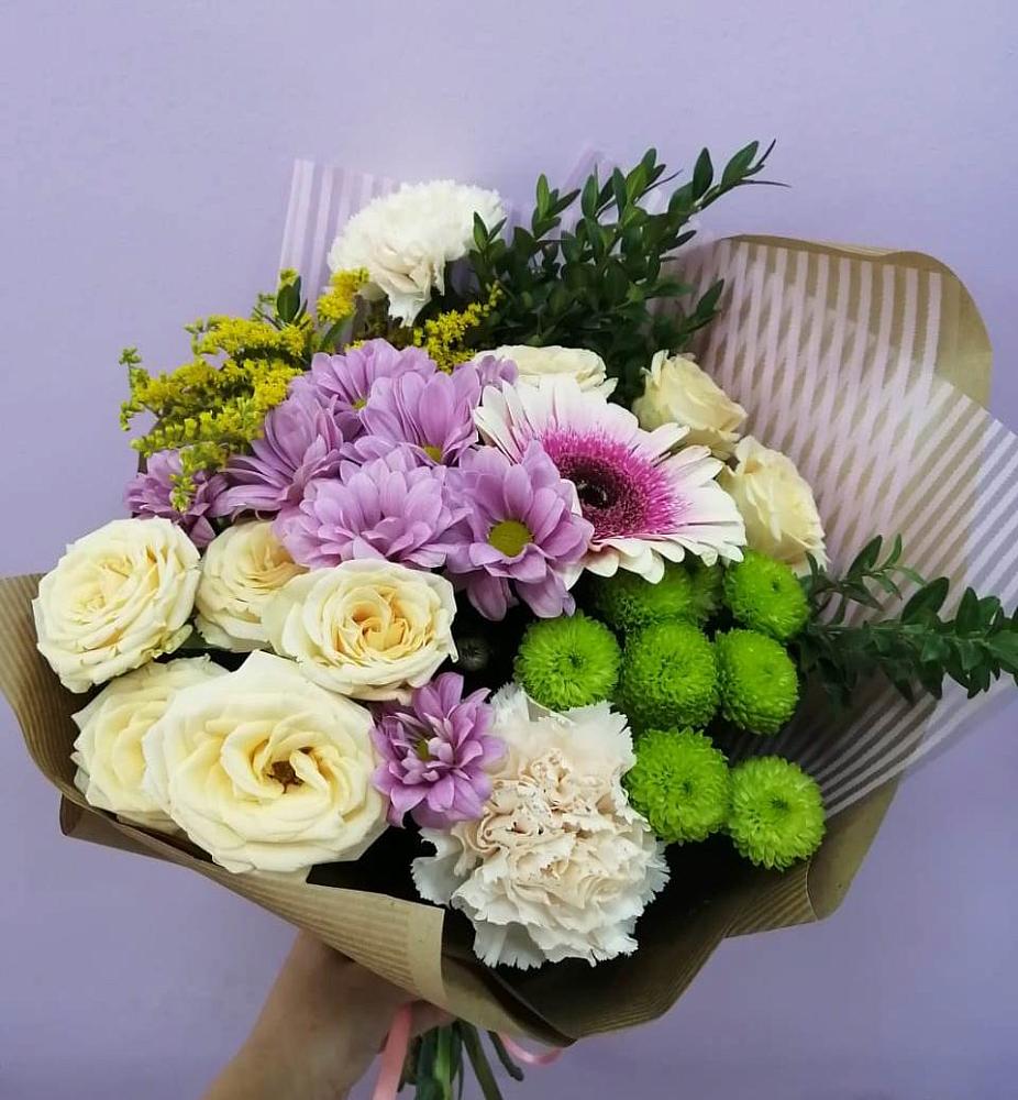 Букет цветов из: Хризантемы, Розы, Гвоздики и Герберы в Темникове