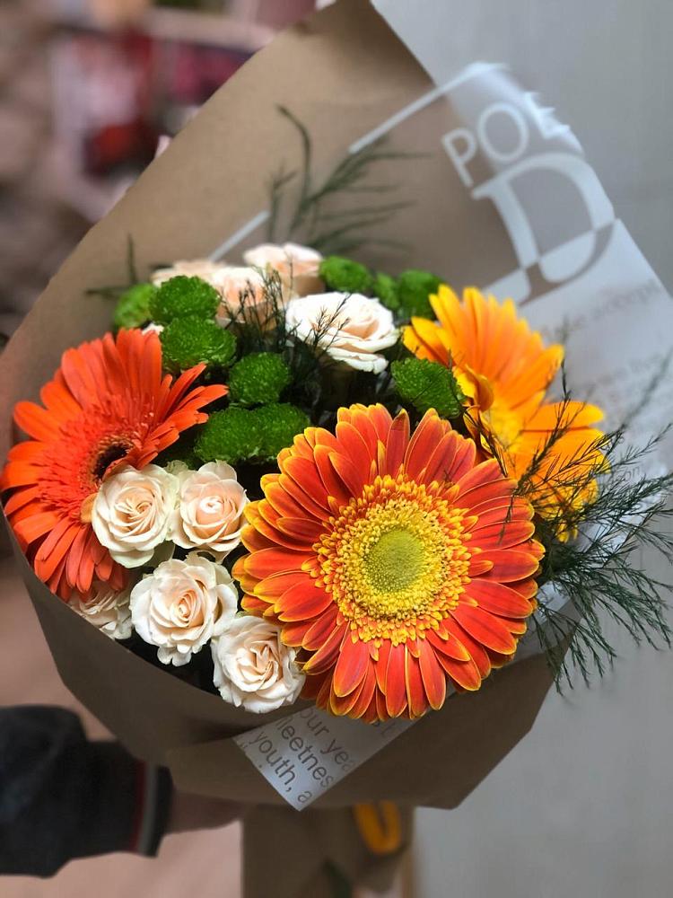 Букет цветов из: Герберы, Хризантемы и Розы в Темникове