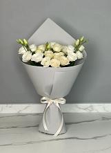 Букет цветов из:  Розы и Лизиантусы в Темникове